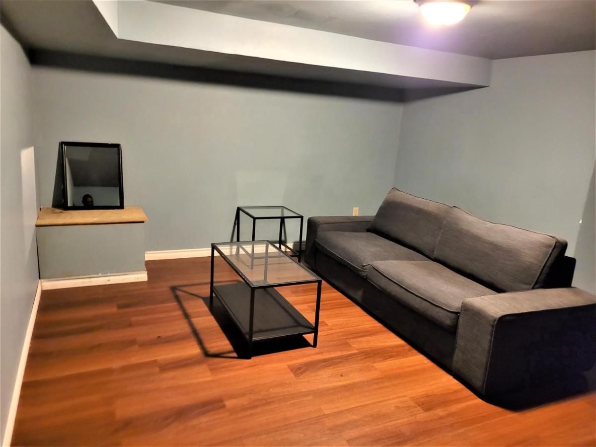Cozy 4 Bedroom Townhouse - Peaceful Feel Of Home 温尼伯 外观 照片